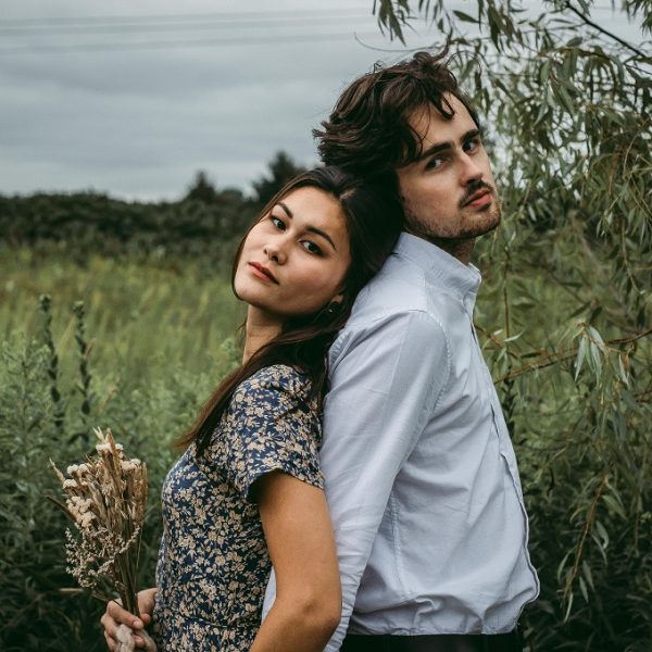10 Things Men Think Are Lies About Your Profile | Charmdate