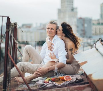 The First Four Dates - Online Dating For Seniors 2022