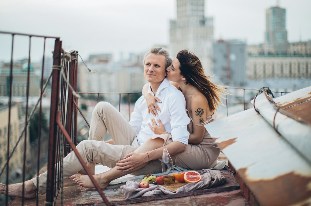 The First Four Dates - Online Dating For Seniors 2022