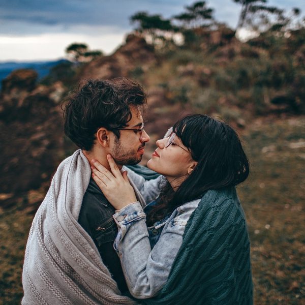 Beginning of A Relationship: When Do I Introduce Him/Her to My Friends?
