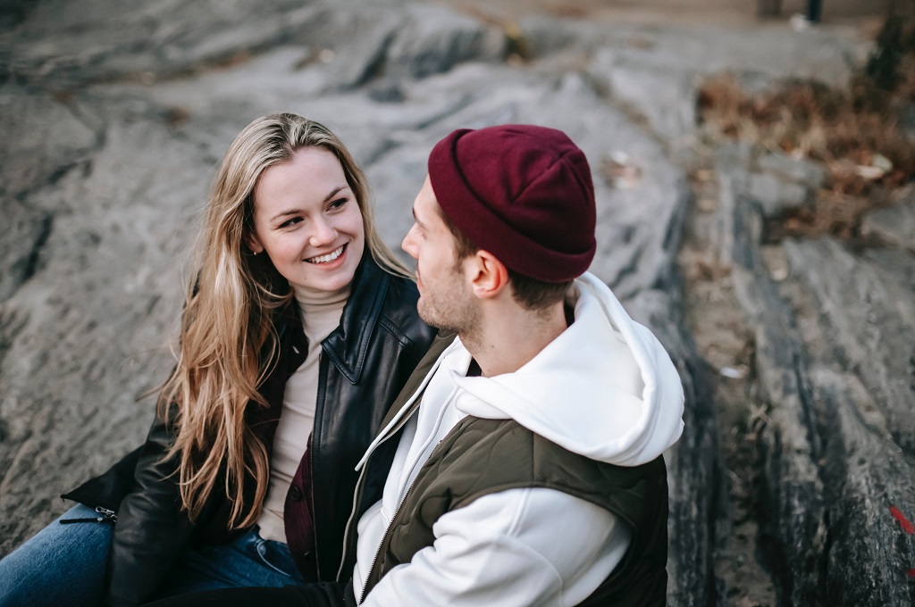 Amolatinadate - How to Connect With Your Feelings